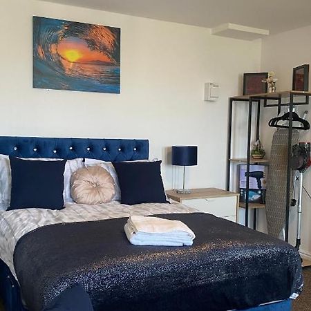 Bv Cosy Studio Eleven At Deighton Huddersfield Apartment Ngoại thất bức ảnh