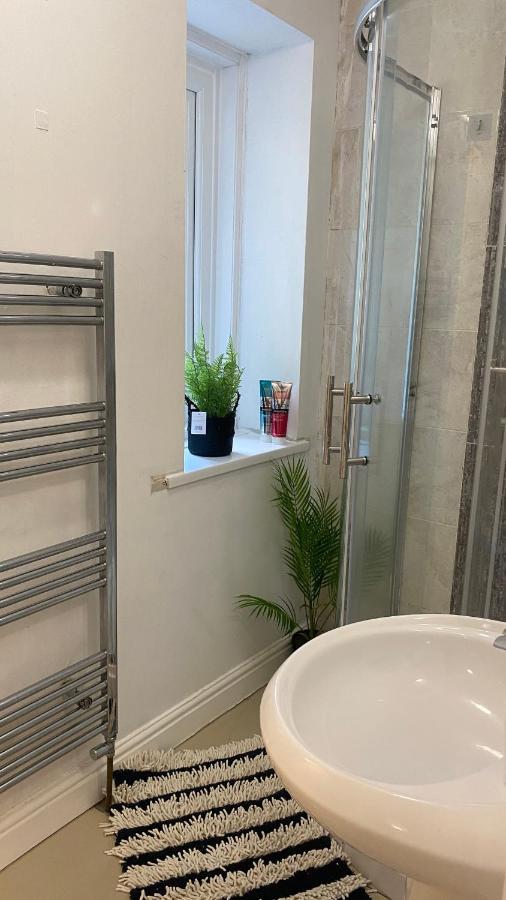 Bv Cosy Studio Eleven At Deighton Huddersfield Apartment Ngoại thất bức ảnh